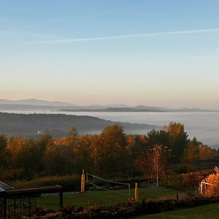 Villa Relax With Swimming Pool And Mountain View Bukow Esterno foto