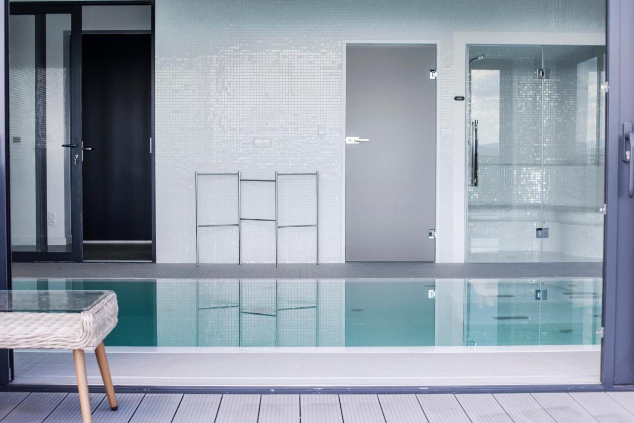 Villa Relax With Swimming Pool And Mountain View Bukow Esterno foto