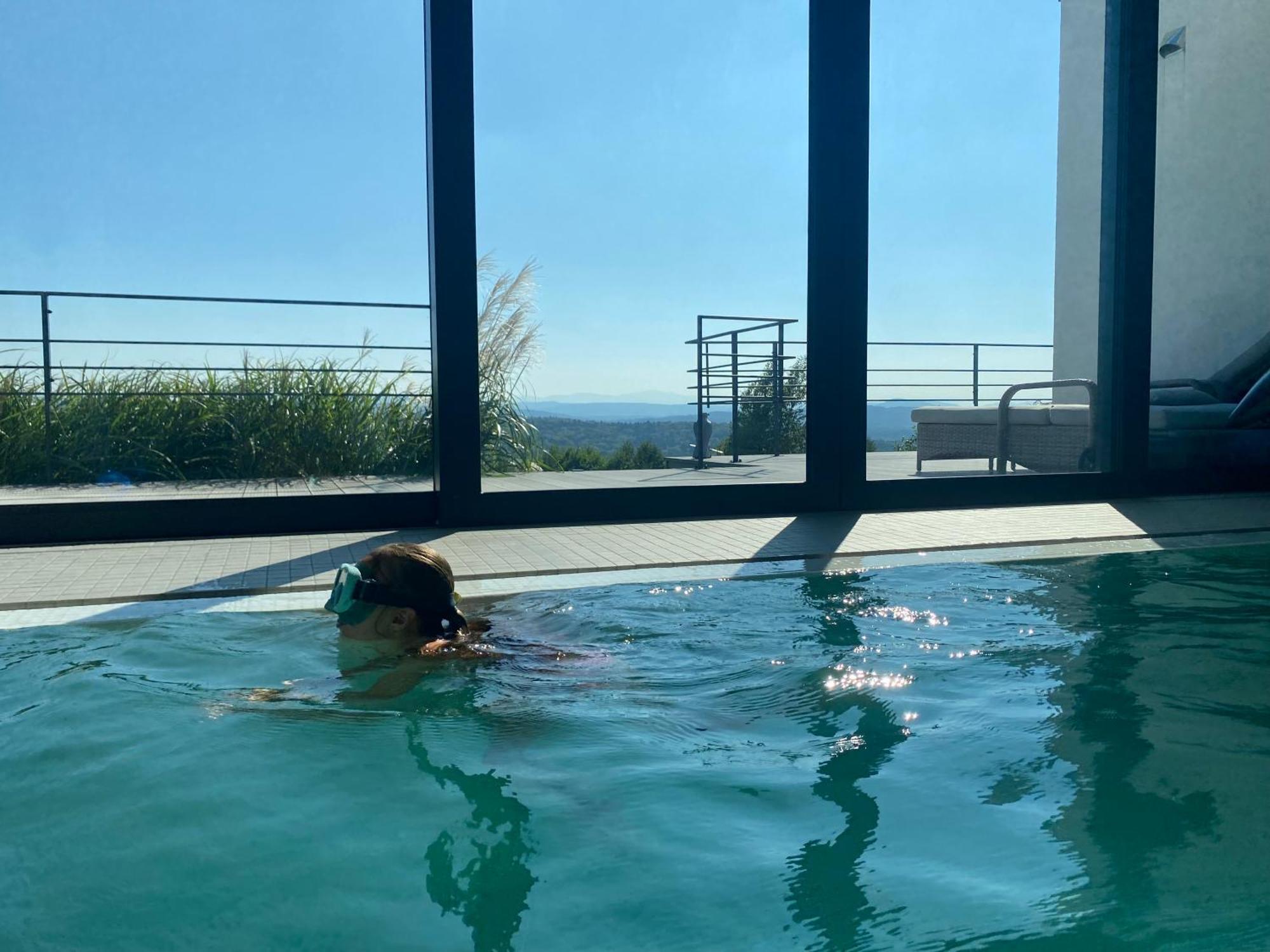 Villa Relax With Swimming Pool And Mountain View Bukow Esterno foto
