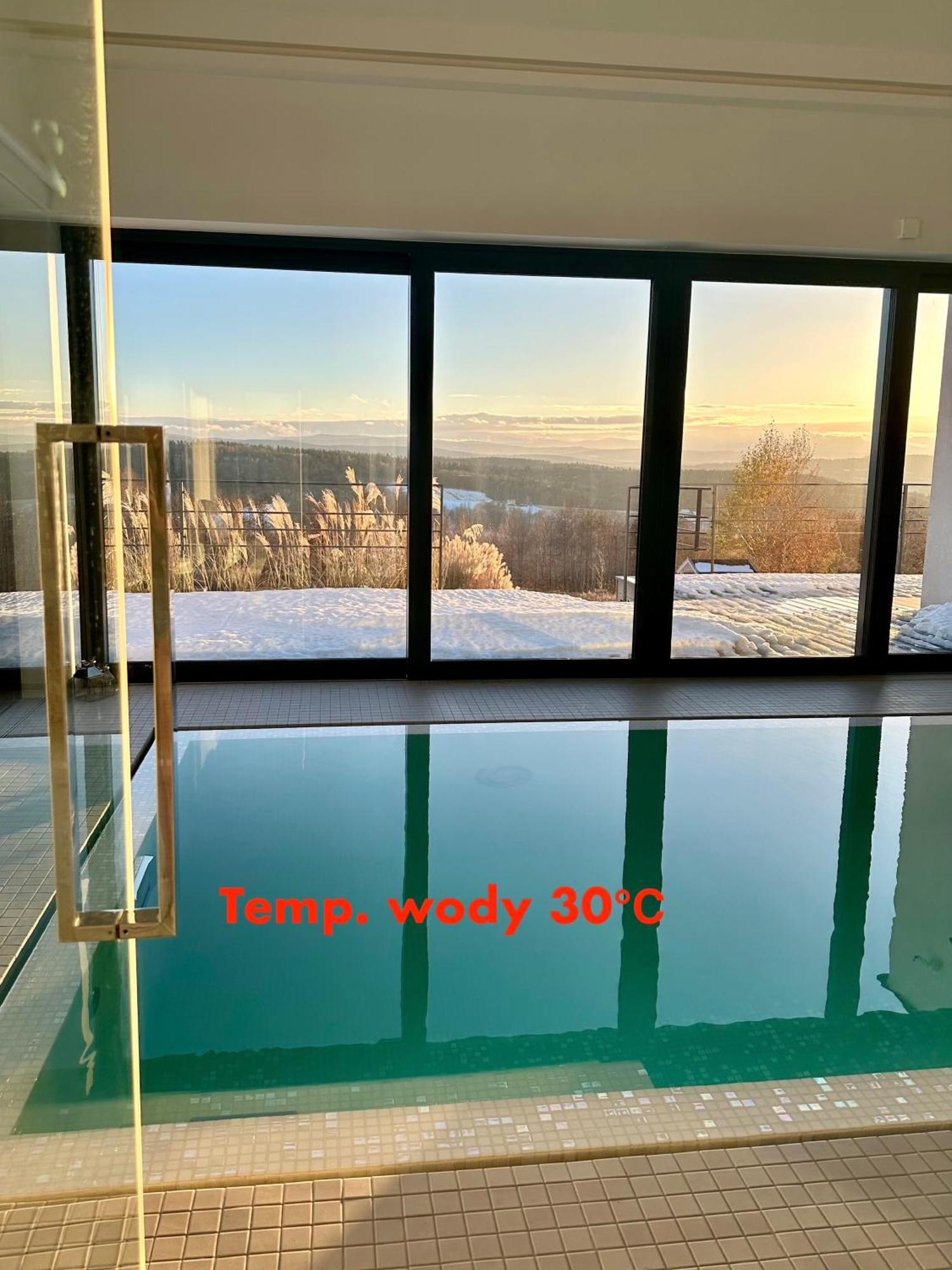 Villa Relax With Swimming Pool And Mountain View Bukow Esterno foto